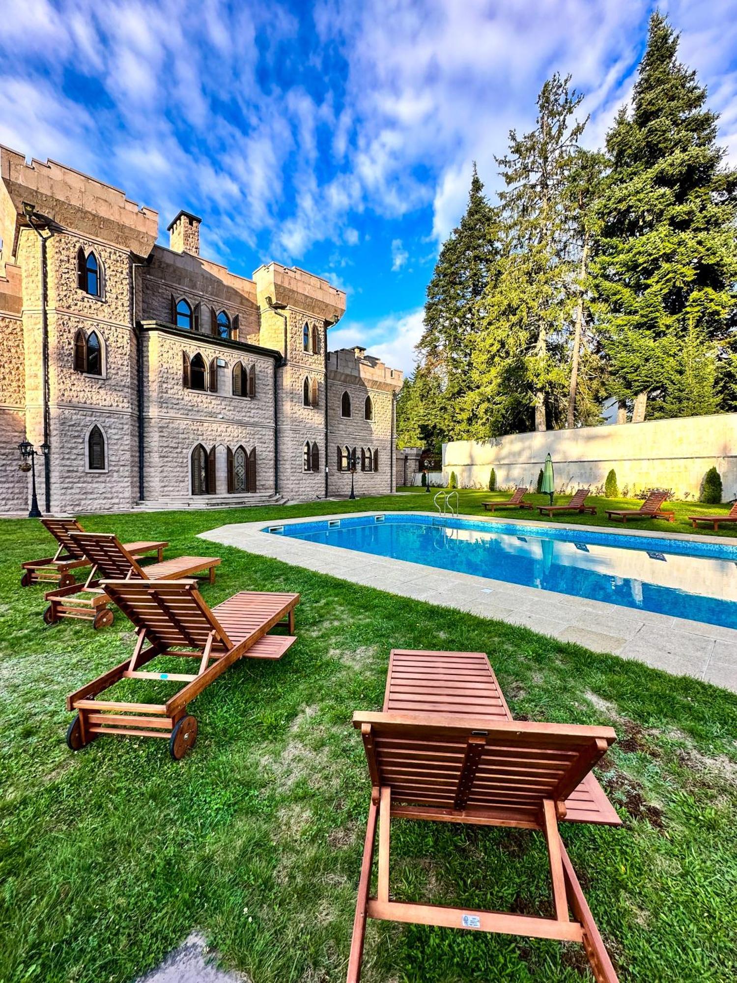 The Castle - Your Unique Way Of Retreat Μπόροβετς Εξωτερικό φωτογραφία
